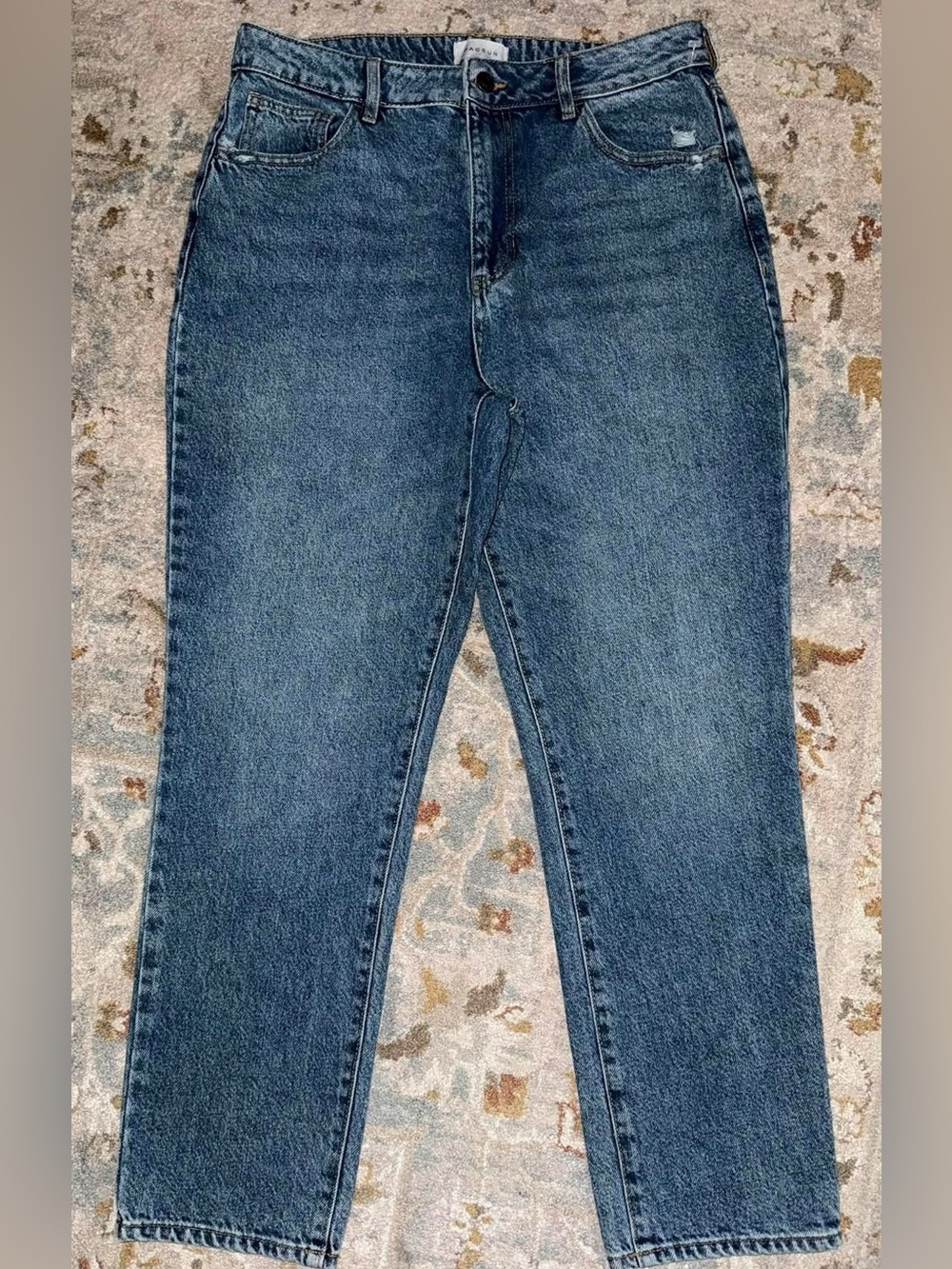 PacSun Women's Straight Leg Denim Jeans — Medium Blue Wash